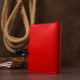 Практичный кожаный тревел-кейс Shvigel 184432 Красный
