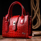 Яркая маленькая женская сумка KARYA 184652 кожаная Красный