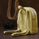 Оригинальный женский рюкзак из натуральной кожи Shvigel 184306 Лимонный
