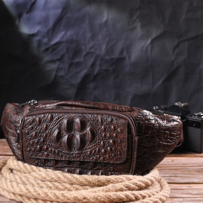 Модна поясна сумка з натуральної шкіри з фактурою під крокодила 185237 Vintage Коричнева